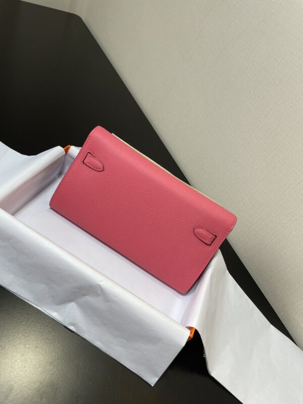 Hermes Kelly Crossbody Bag - Lipstick Powder - Image 5