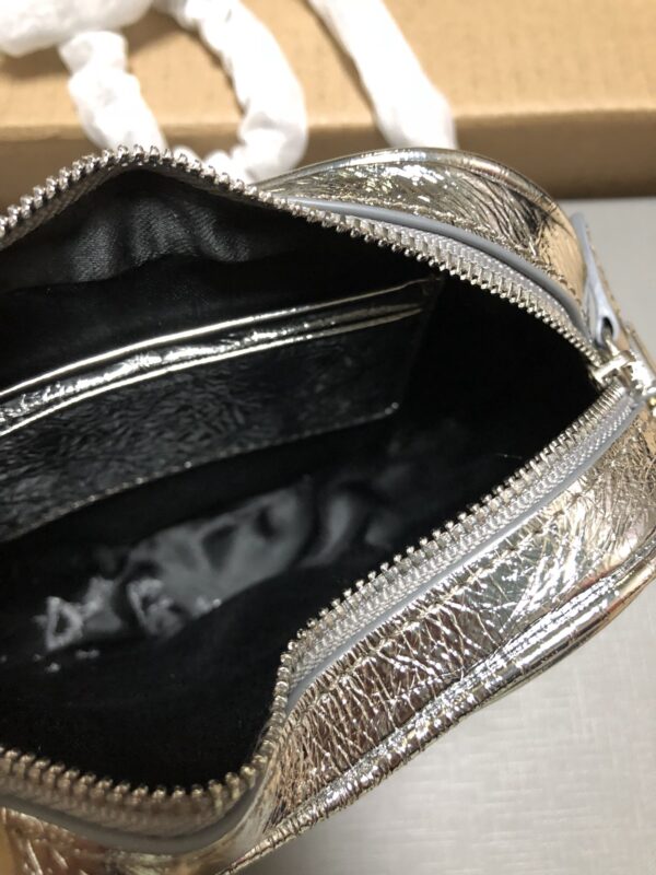 Balenciaga New Le Cagole Heart Bag - Silver - Image 2