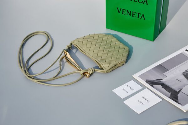 Bottega Veneta Women Intrecciato Bag - Light Green - Image 5